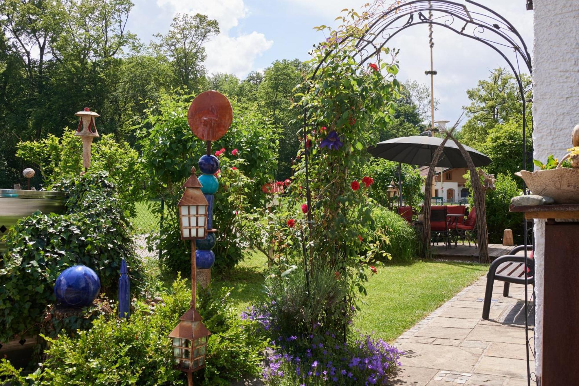 Gaestehaus Schlossblick บาดไรเฮนฮัล ภายนอก รูปภาพ